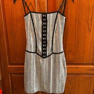 Papaya Brand Black and white stiped dress Jr size M